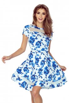 Dámské šaty s krátkým rukávem kolovou sukní středně dlouhé bílé s modrými květy - S