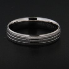 Stříbrný prsten 38379