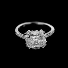 Stříbrný prsten 14987