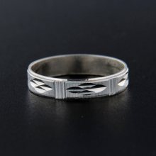 Stříbrný prsten 13831