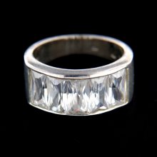 Stříbrný prsten 14828