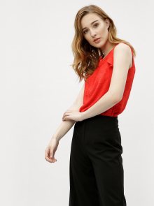 Červená květovaná halenka s volány M&Co 