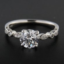 Stříbrný prsten 51645