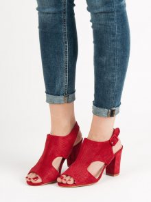 Moderní  sandály dámské červené na širokém podpatku