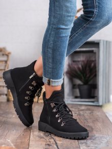 Luxusní dámské  kotníčkové boty černé na plochém podpatku