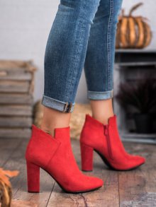 Trendy dámské červené  kotníčkové boty na širokém podpatku