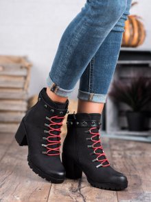 Klasické dámské  kotníčkové boty černé na širokém podpatku