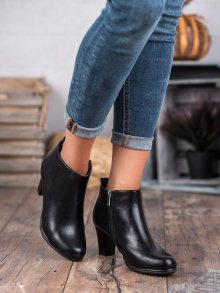 Exkluzívní černé dámské  kotníčkové boty na širokém podpatku