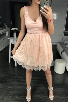 Dámské společenské a plesové šaty s krajkovou sukní EVA & LOLA růžové - M