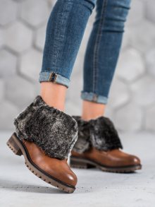 Trendy  kotníčkové boty dámské hnědé na plochém podpatku