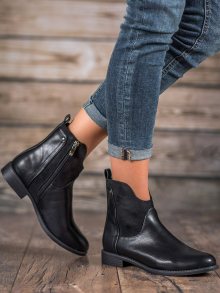 Zajímavé černé  kotníčkové boty dámské na plochém podpatku