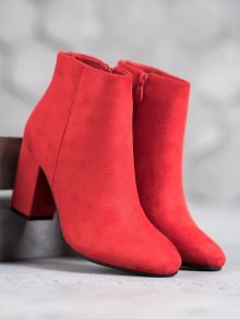 Pěkné dámské  kotníčkové boty červené na širokém podpatku