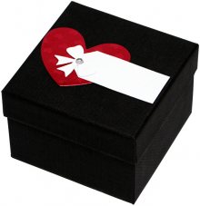 Giftisimo Luxusní dárková krabička s červeným srdíčkem GF0009