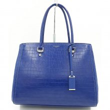 Klasická dámská kabelka v modré barvě