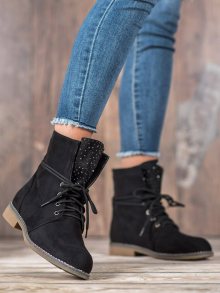 Zajímavé černé  kotníčkové boty dámské na plochém podpatku