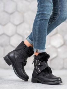 Jedinečné černé  kotníčkové boty dámské na plochém podpatku