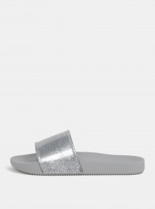 Pantofle ve stříbrné a šedé barvě se třpytivým efektem Zaxy Snap Glitter Slide