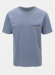 Světle modré 90´s fit tričko s potiskem na zádech Quiksilver