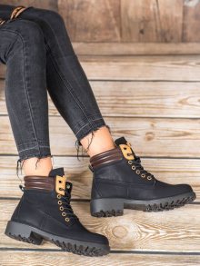 Klasické dámské  kotníčkové boty černé na plochém podpatku