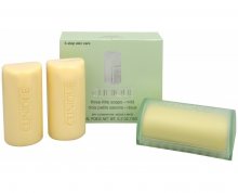 Clinique Čisticí mýdlo na obličej pro smíšenou až mastnou pleť 3 ks (Three Little Soaps Oily Skin Formula) 3 x 50 g