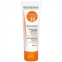 Bioderma Zmatňující fluid na opalování s vysokou ochranou Photoderm AKN Mat SPF 30 (Matifying Sun Fluid) 40 ml