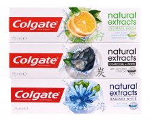Colgate Zubní pasta Natural Extracts Mix Trio 3 x 75 ml