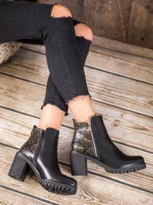 Luxusní  kotníčkové boty dámské černé na širokém podpatku