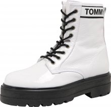 Tommy Jeans Šněrovací boty \'PATENT LEATHER FLATFORM BOOT\' černá / offwhite