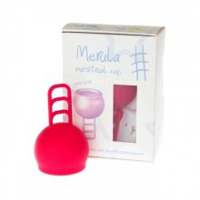 Menstruační kalíšek Merula Cup univerzální velikost Strawberry červená