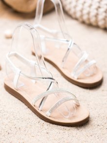Jedinečné bílé dámské  sandály bez podpatku