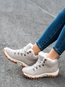 Moderní dámské hnědé  trekingové boty na plochém podpatku