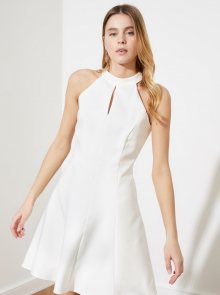 Trendyol bílé šaty - XL