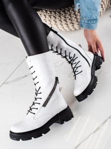 Trendy bílé  kotníčkové boty dámské na plochém podpatku