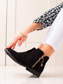 Originální dámské černé  kotníčkové boty na plochém podpatku