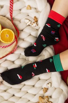 Hrubší vzorované ponožky CHRISTMAS nero UNI