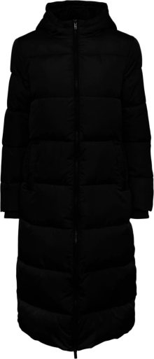 PIECES Zimní kabát \'Bee\' černá