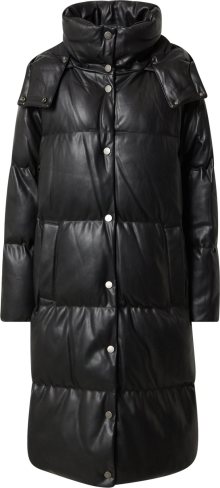 GUESS Zimní kabát černá