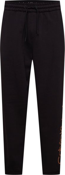 Calvin Klein Jeans Kalhoty karamelová / černá