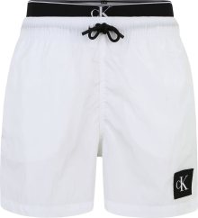 Calvin Klein Swimwear Plavecké šortky černá / bílá