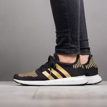 Boty - adidas Originals | ČERNÁ | 36 2/3 - Dámské boty sneakers adidas Originals Swift Run W CG4145